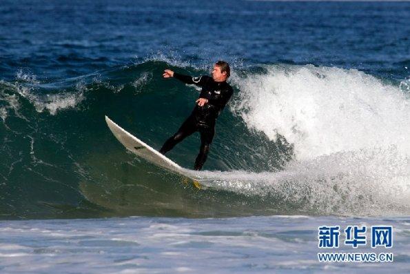 逃出猫头鹰岛